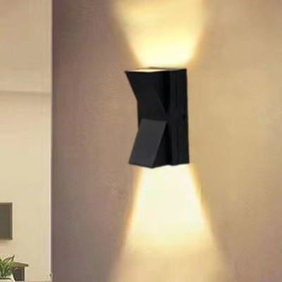 2700-6500K Color Temperature Garden Led Wall Light Fixtures with Polycarbonate Diffuser