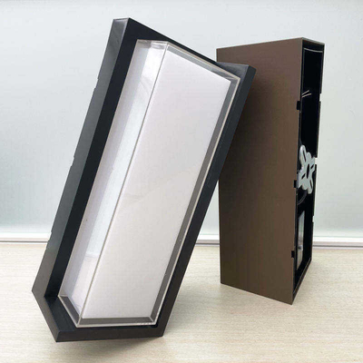 Outdoor Waterproof 24w LED Wall Light with 80lm/w Efficiency and 3000K/4000K/6500K CCT