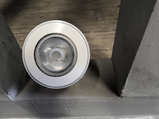 Outdoor 3W/5W/6W/9W/12W/18W/24W LED Spike Garden Light with 15000 Hours Lifespan